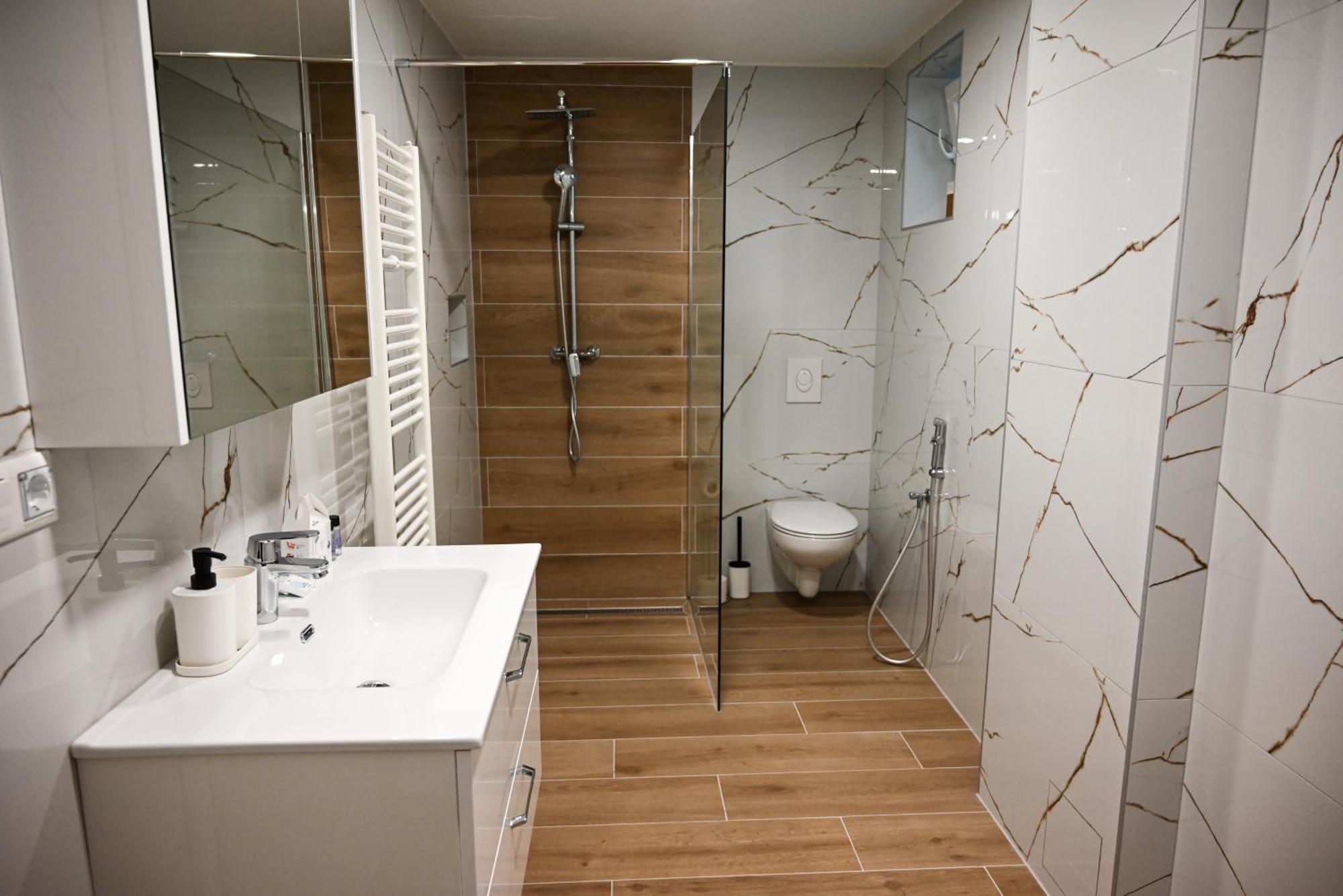 Apartma Cave Bliss Μαριμπόρ Εξωτερικό φωτογραφία